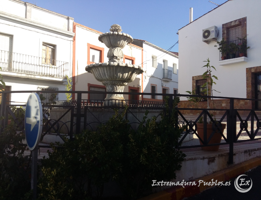 Ver Fuente de Aljucén