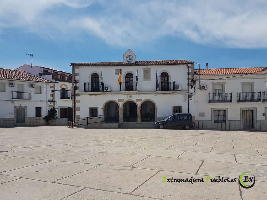 Ver Ayuntamiento de Albalá