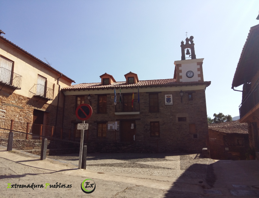 Ver Ayuntamiento Robledillo de Gata