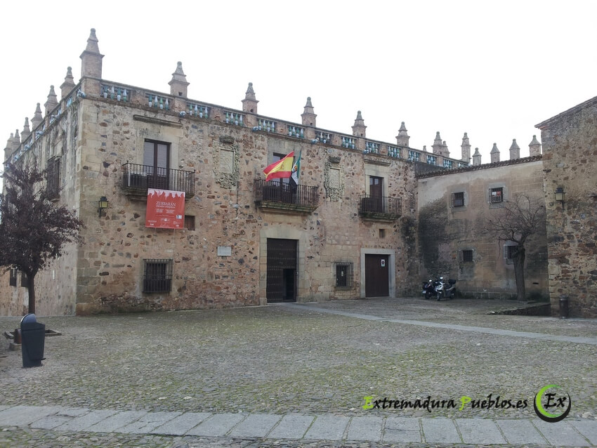 Ver Palacio de las Veletas