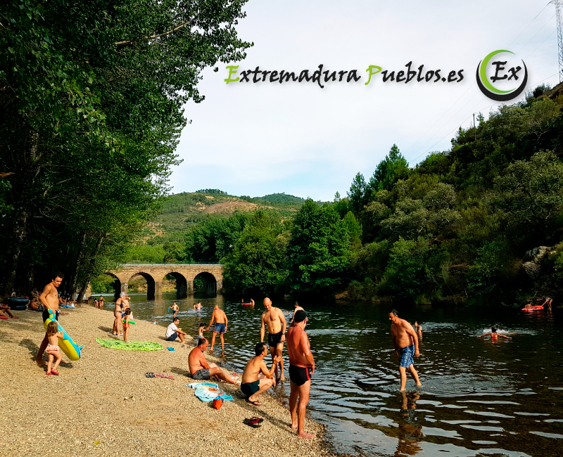 Ver Piscina natural de Pinofranqueado